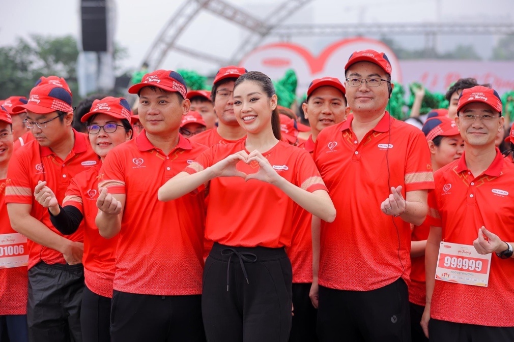 Khoi dong chuong trinh 'Dai-ichi Life - Cung duong yeu thuong 2023' hinh anh