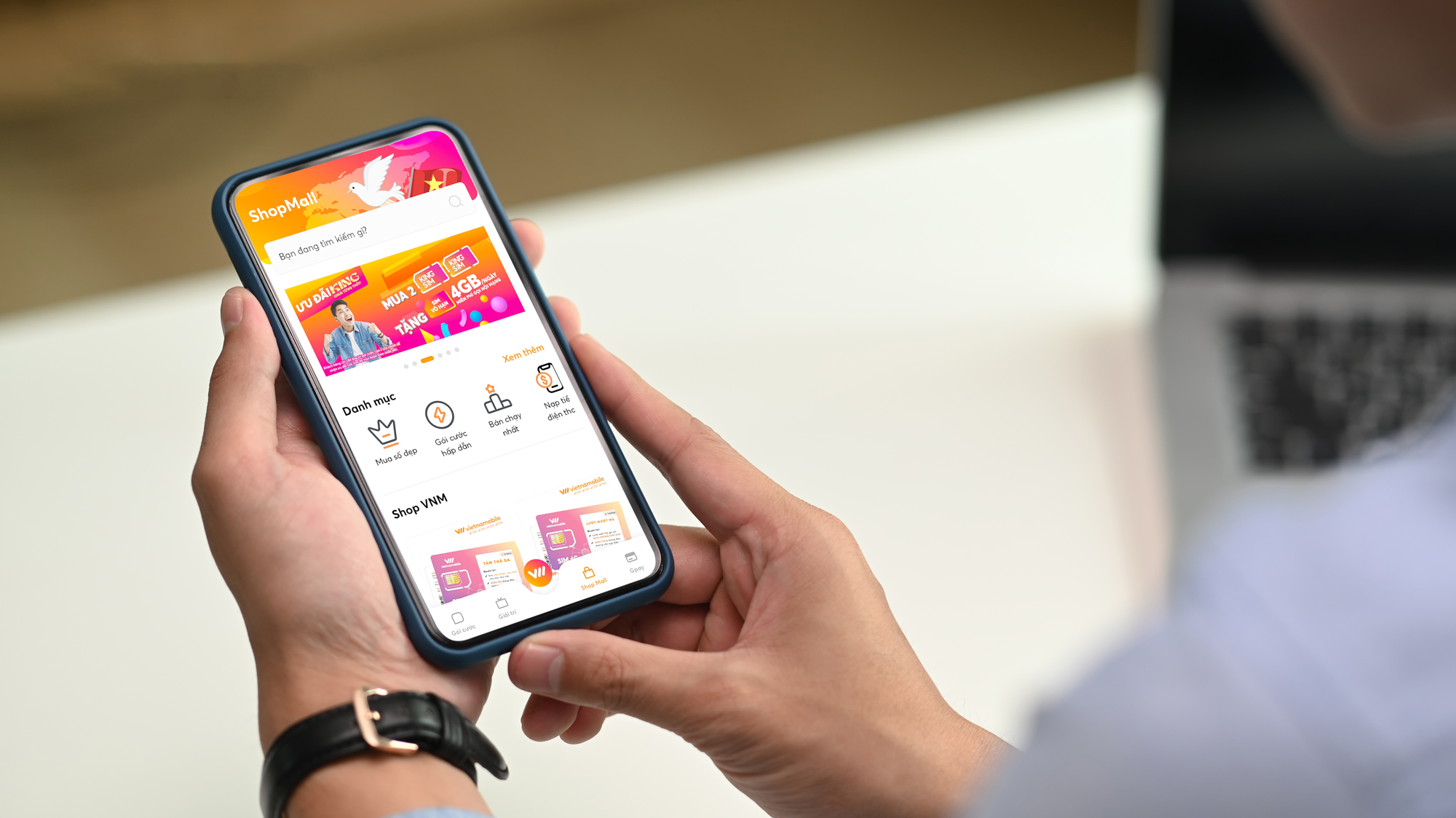 Vietnamobile tang sim Vo han, mien phi data va goi noi mang hinh anh