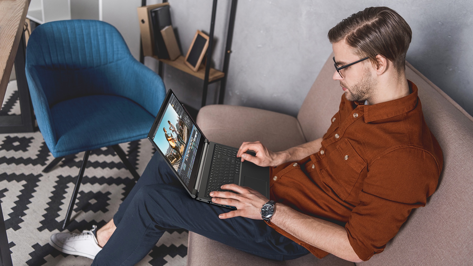 Acer Gaming Aspire 7 - laptop 'chien binh da phong cach' hinh anh