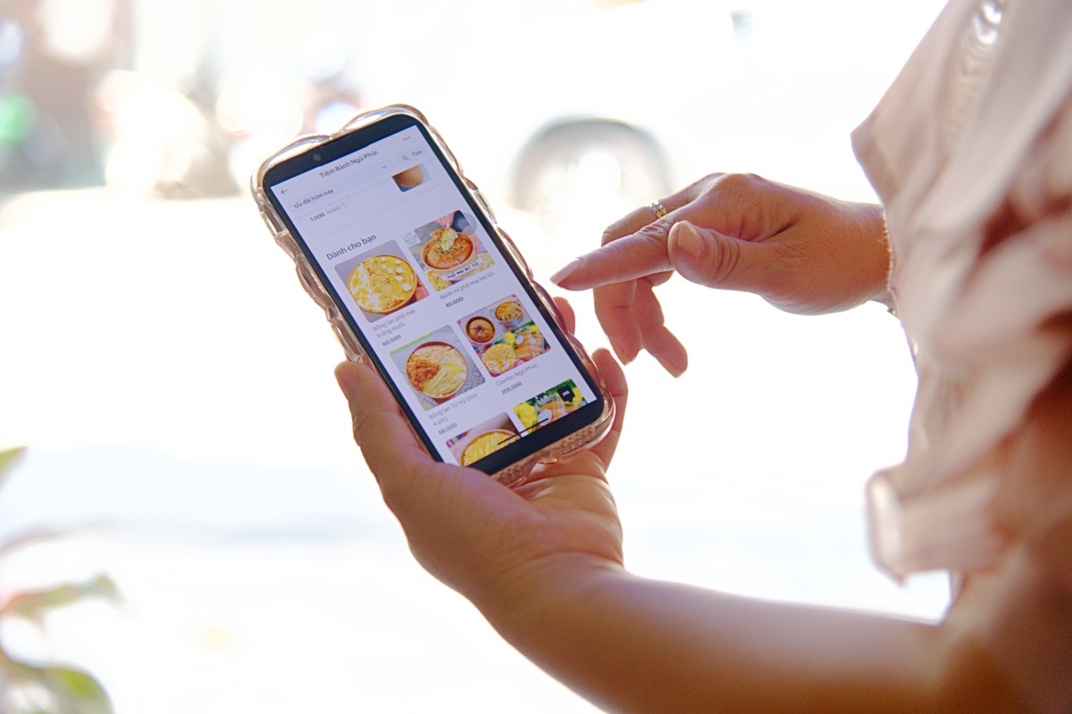 Co Gai Ha Lan,  dinh duong bua sang anh 2