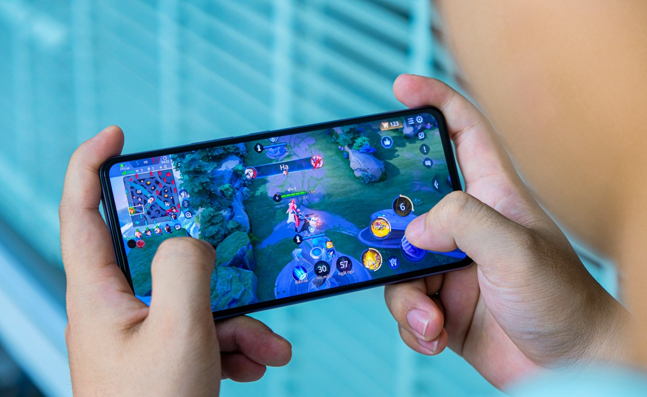 vivo V27e,  smartphone anh 4