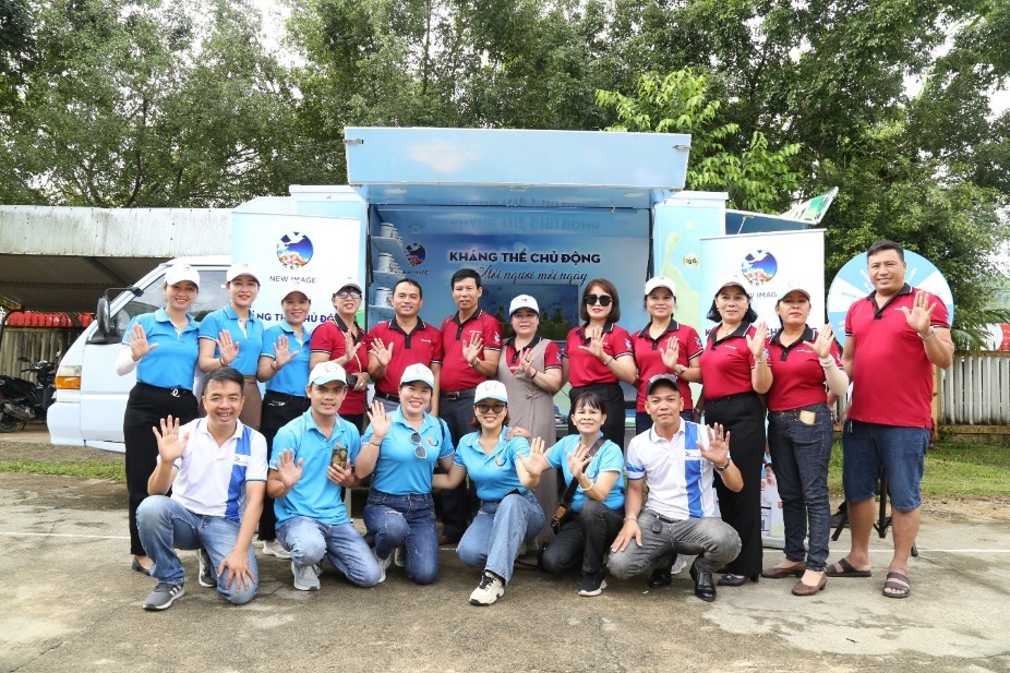 New Image Viet Nam,  ban hang truc tiep anh 2