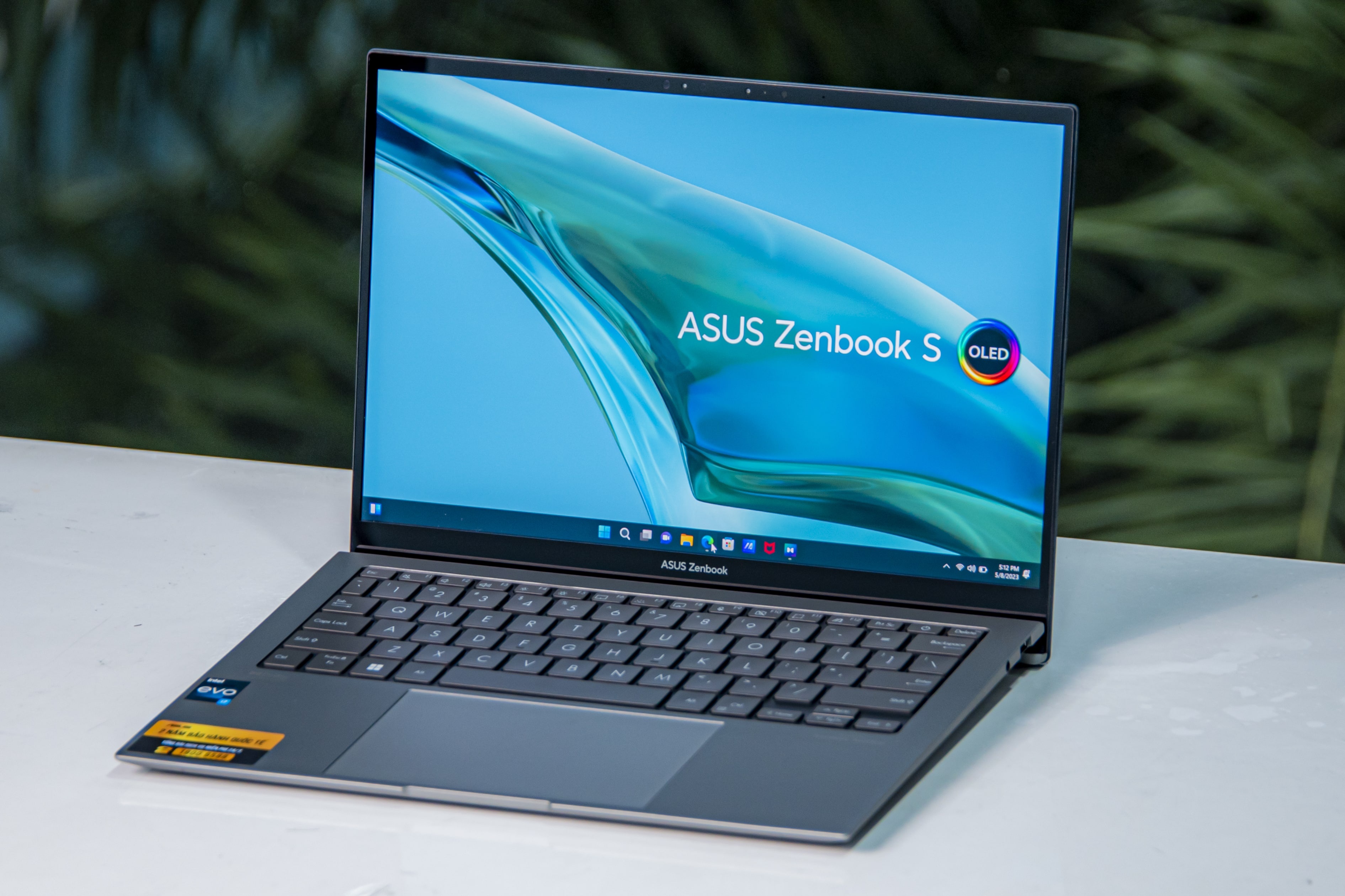 Zenbook S 13 OLED anh 4