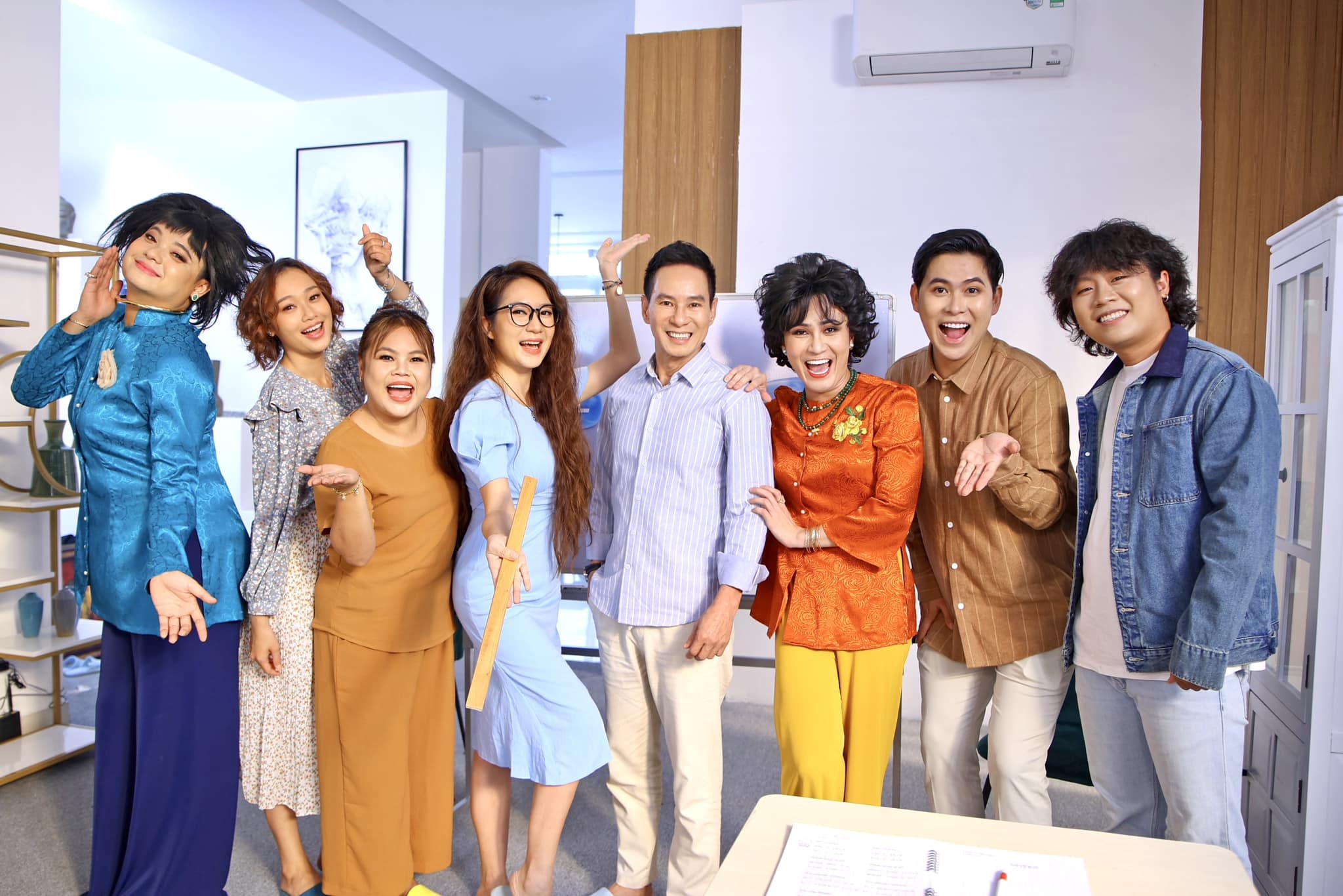 Vo chong Ly Hai, Minh Ha tai xuat trong video cua Huynh Lap, Chi Ca No hinh anh