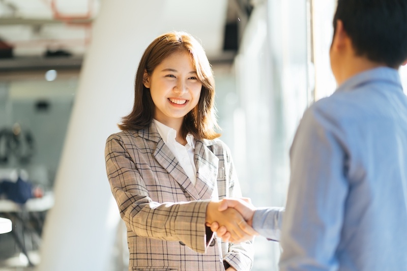 Thay doi cach tiep can voi nguoi lao dong nghi viec hinh anh