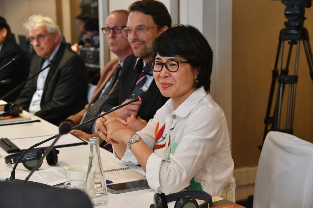 Khong co rao can khi phai nu dan than nganh nang luong hinh anh