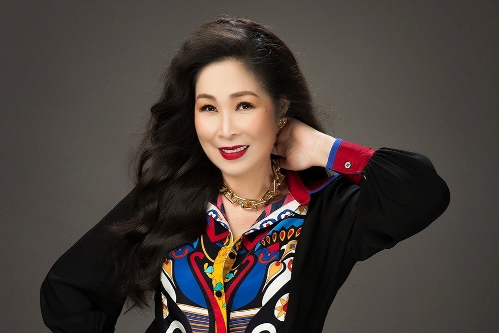 Bi quyet lay lai voc dang cua NSND Hong Van hinh anh