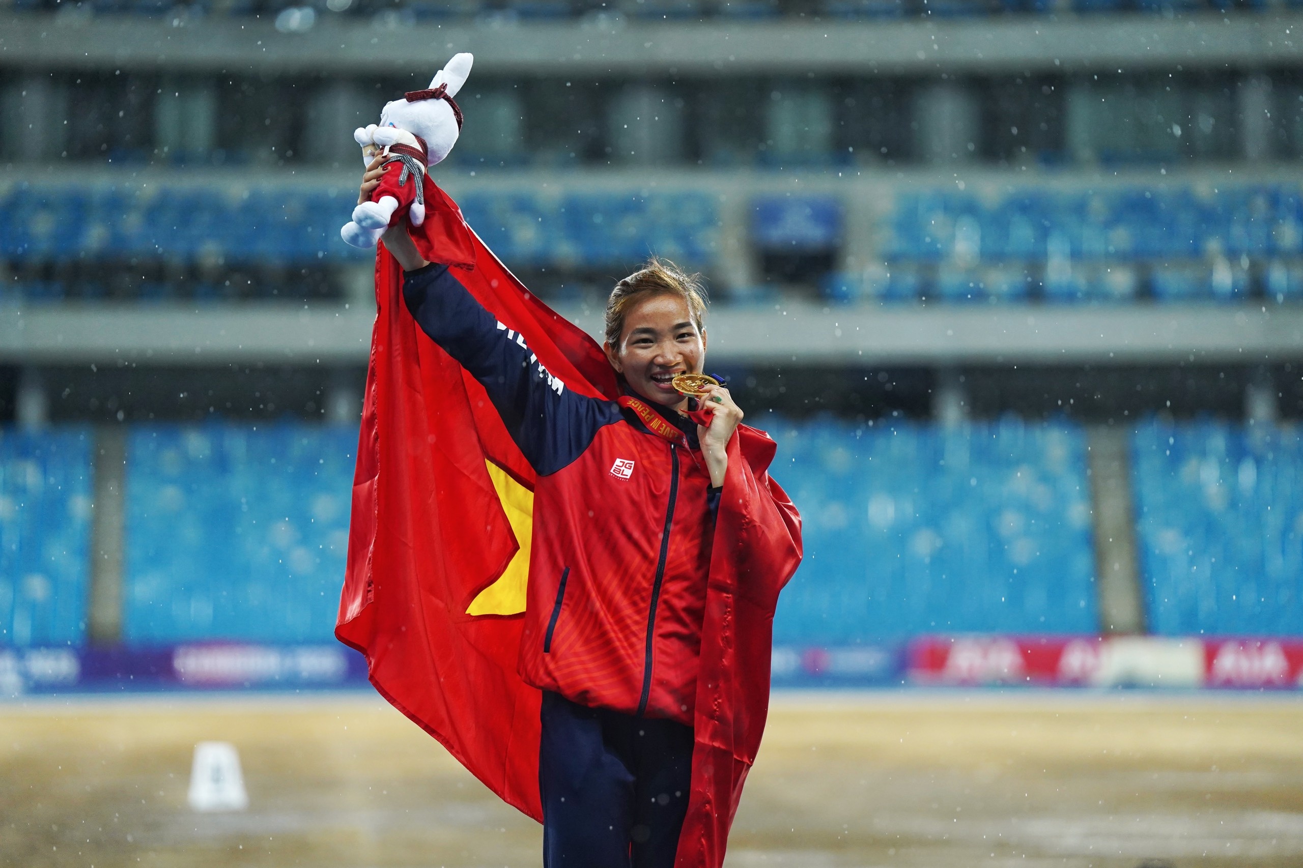 Tuyen thu Viet va hanh trinh ben y chi cung the thao hinh anh