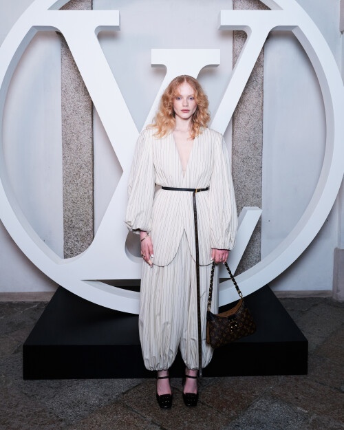 Louis Vuitton, Cruise 2024 ảnh 19 Louis Vuitton, Cruise 2024 anh 19