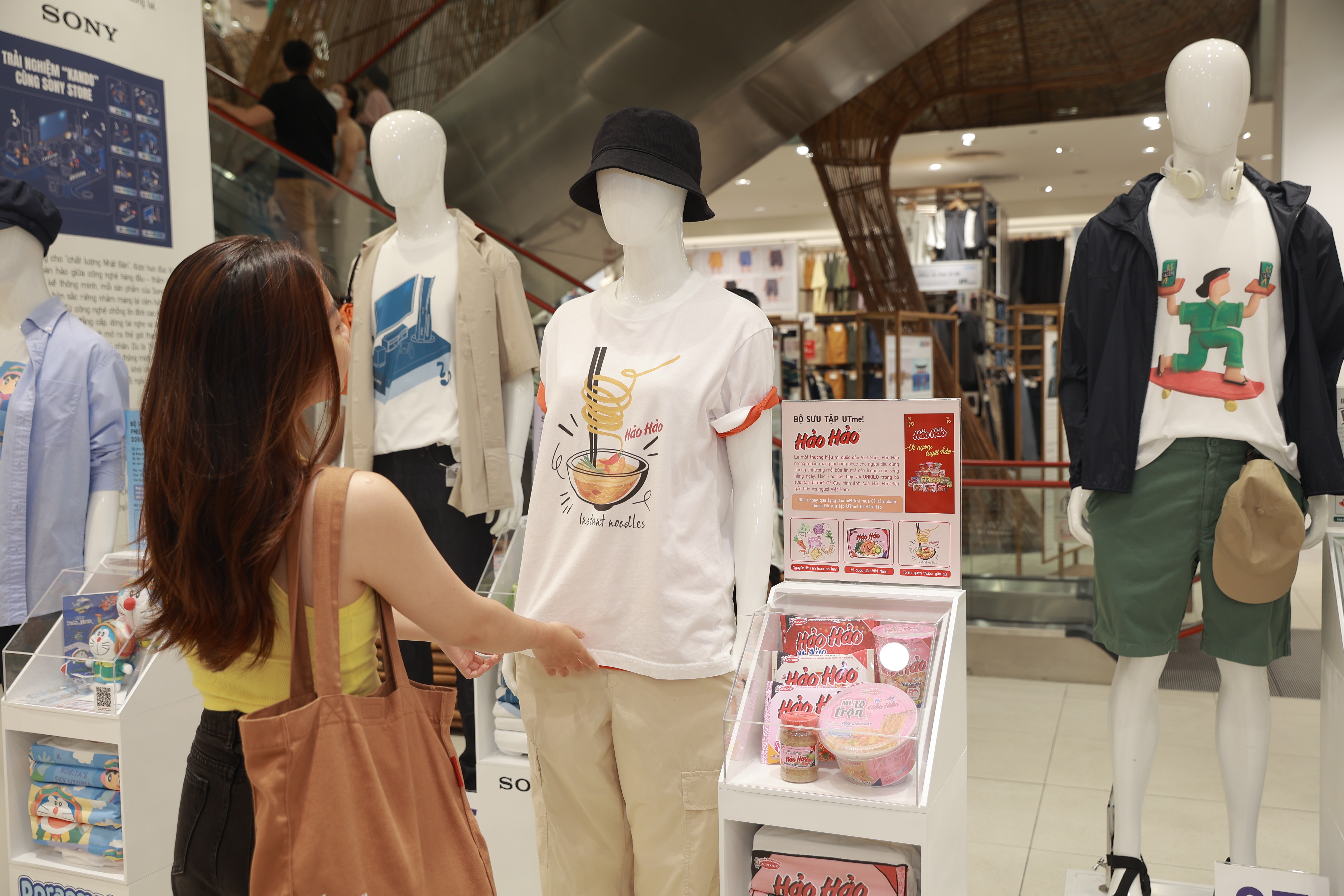 Uniqlo giam gia anh 3