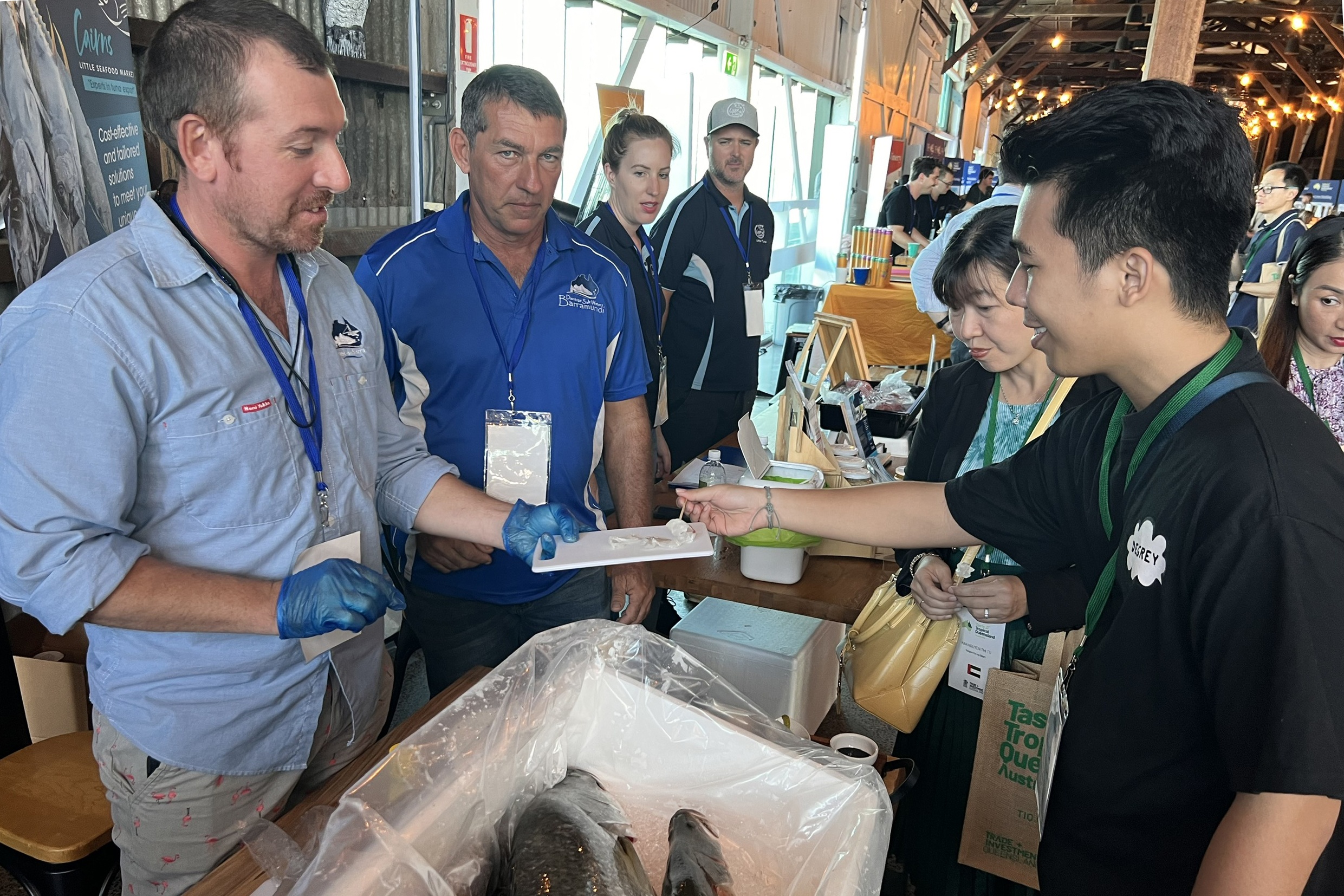 Doanh nghiep Viet tim kiem co hoi hop tac kinh doanh voi Queensland hinh anh