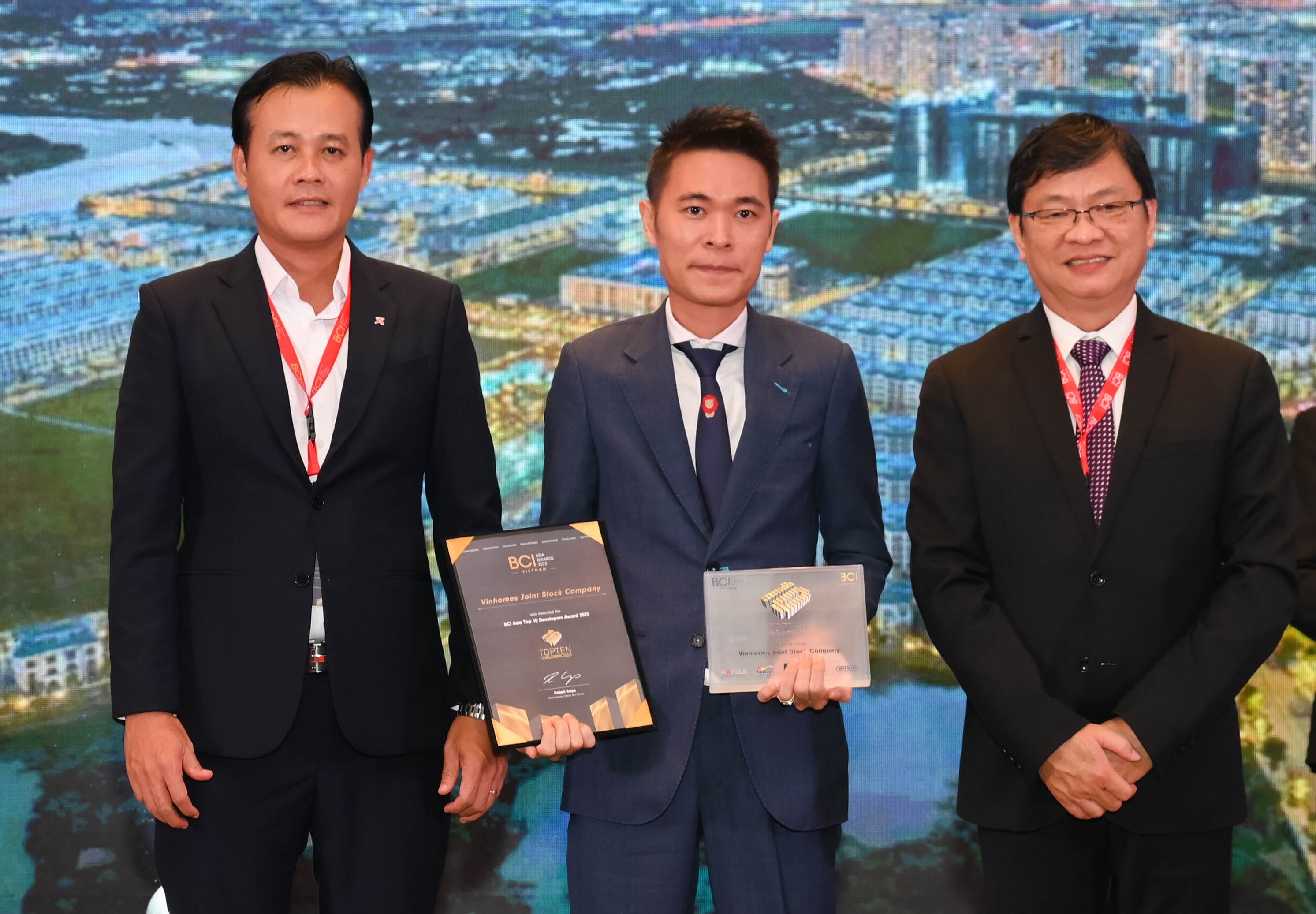 Vinhomes vao top 10 chu dau tu hang dau Viet Nam hinh anh