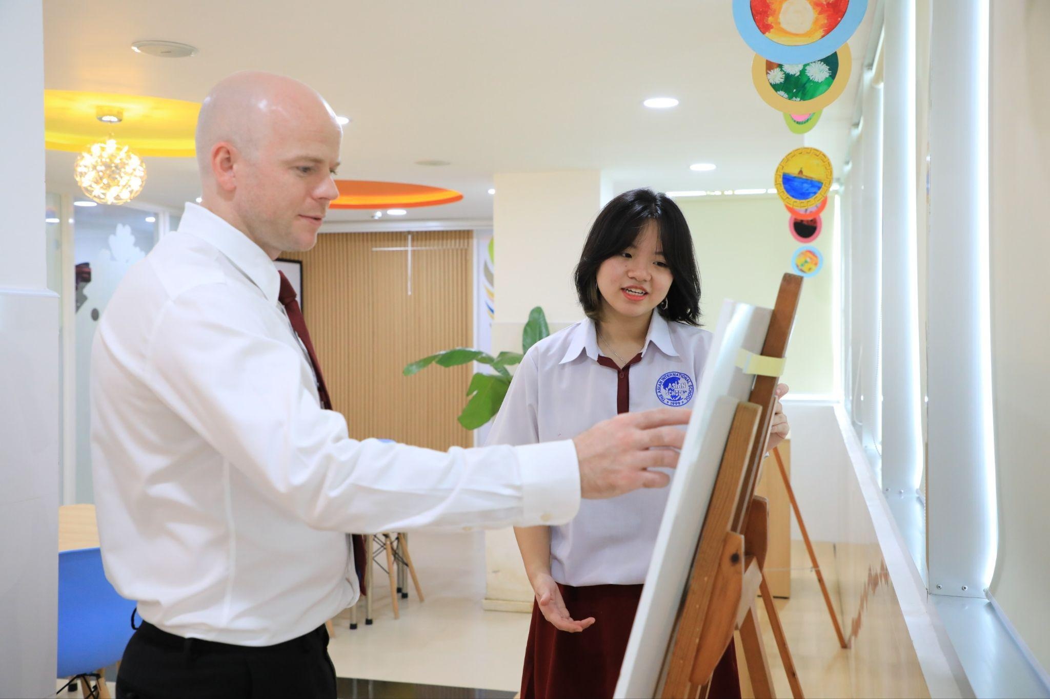 96% hoc sinh Asian School duoc mien thi ngoai ngu ky thi THPT hinh anh