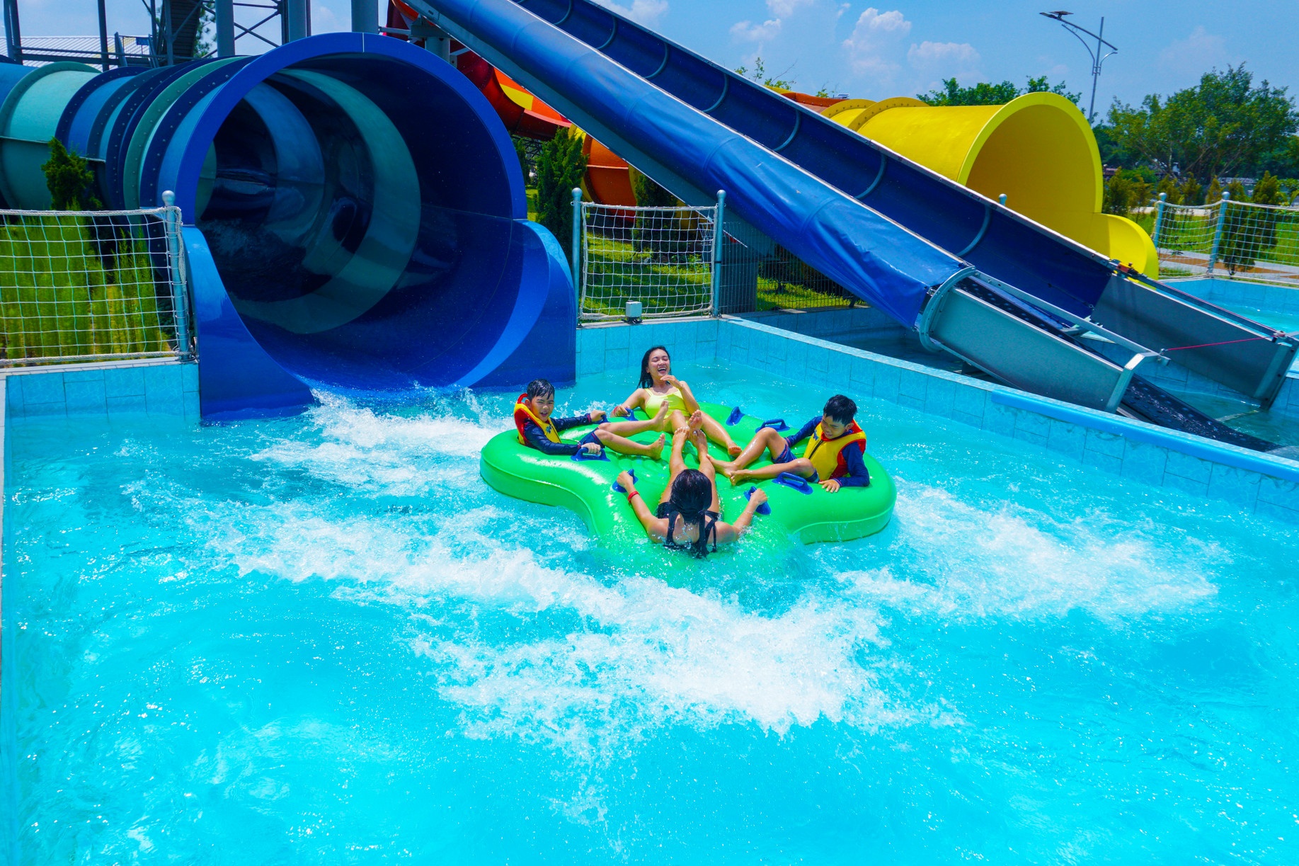 Du lich he 2023 anh 7