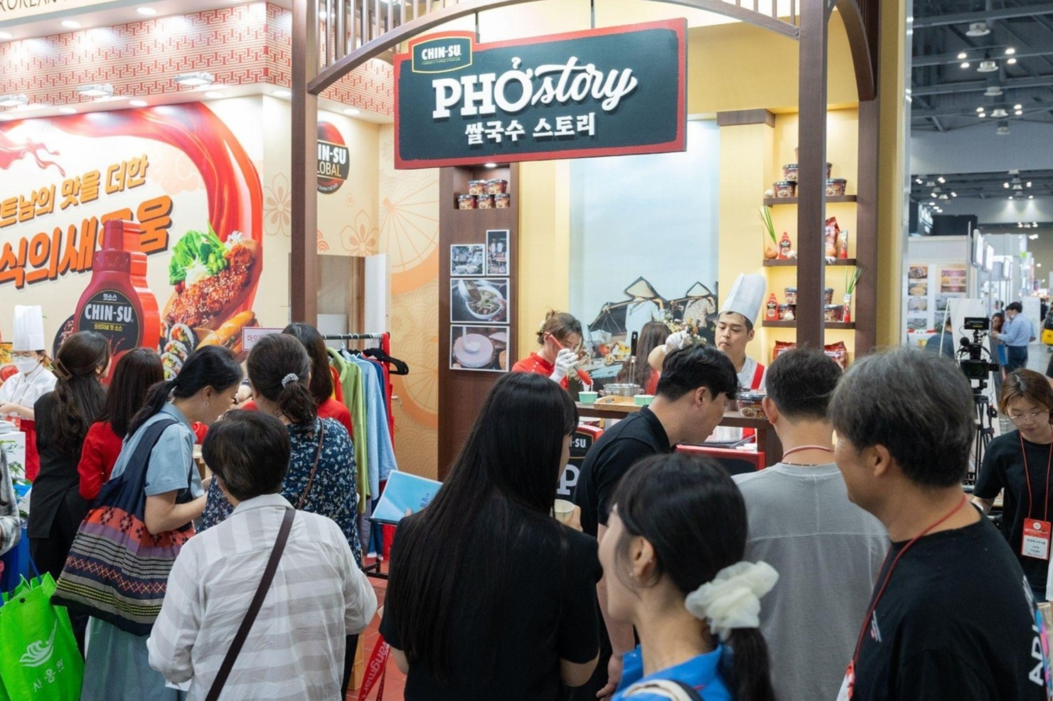 Pho Story - pho an lien tron vi truyen thong cham ngo xu kim chi hinh anh