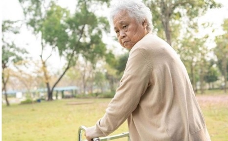 Cham soc suc khoe ca nhan - giai phap cho xa hoi hien dai hinh anh