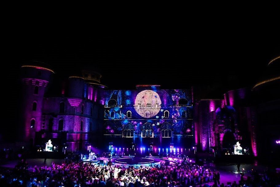 Ho Ngoc Ha,  Ba Na Hills anh 9