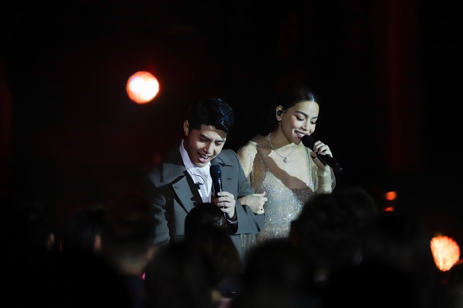 Ho Ngoc Ha,  Ba Na Hills anh 1