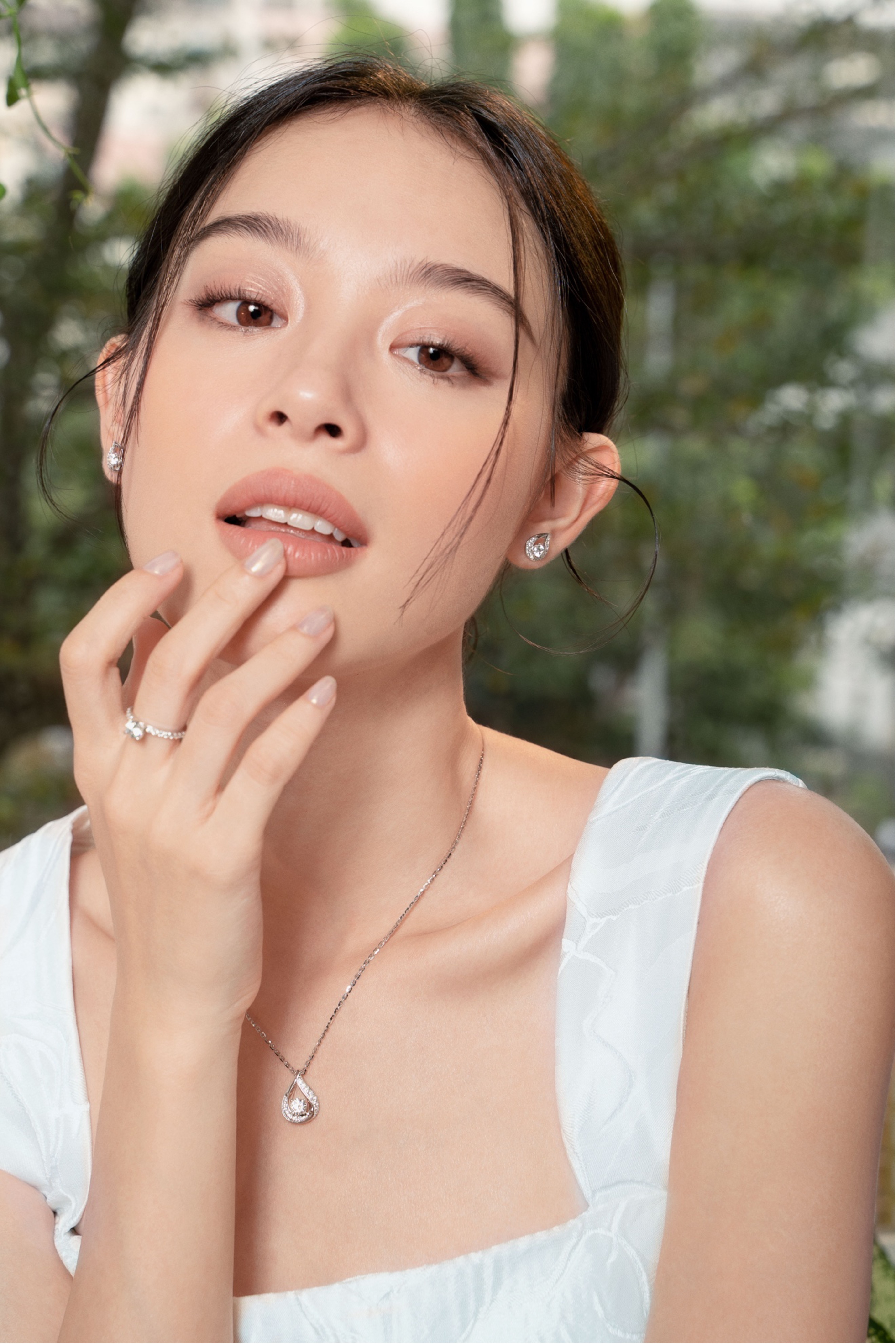 Ngoc Tham Jewelry anh 4