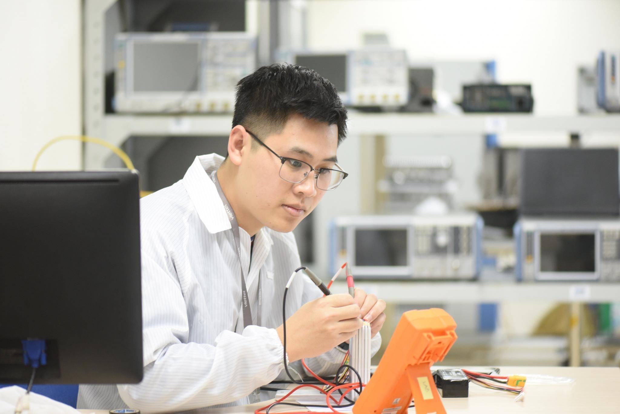 Viettel va khat vong cong nghe Viet hoi nhap quoc te hinh anh