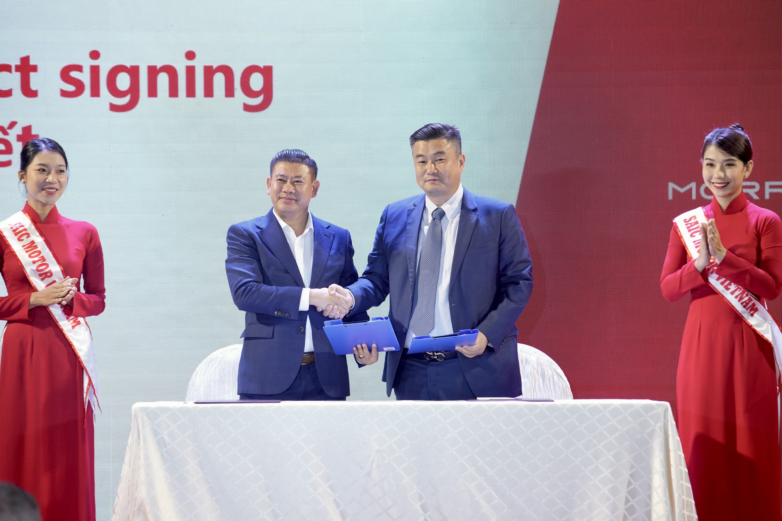 Hang xe moi gia nhap thi truong Viet Nam, doc quyen phan phoi oto MG hinh anh