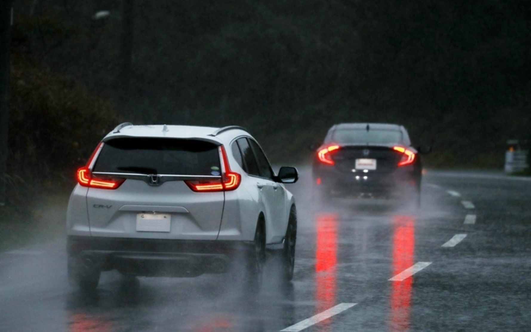 Trang bi thong minh giup lai xe an toan mua mua bao hinh anh