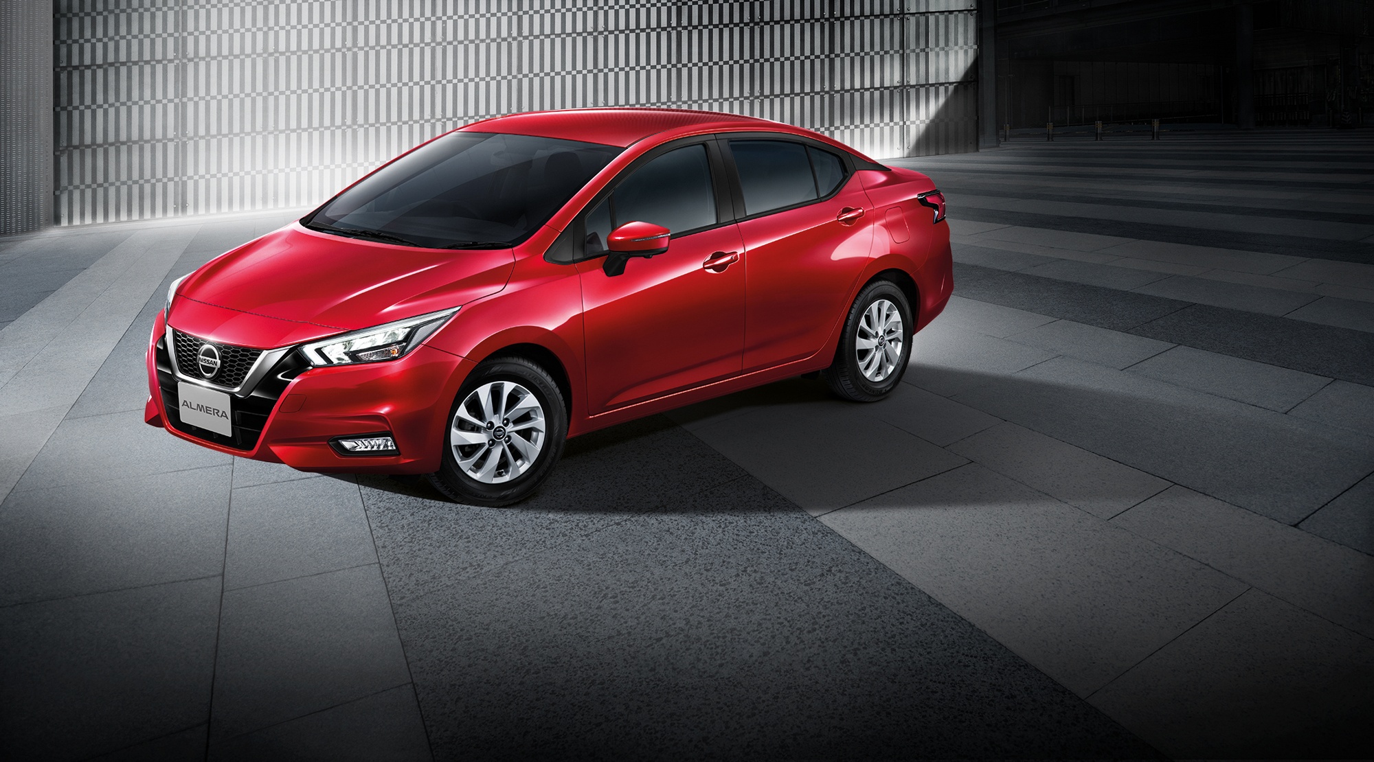 Nissan Almera giam 70 trieu dong, don song uu dai lon trong thang 6 hinh anh