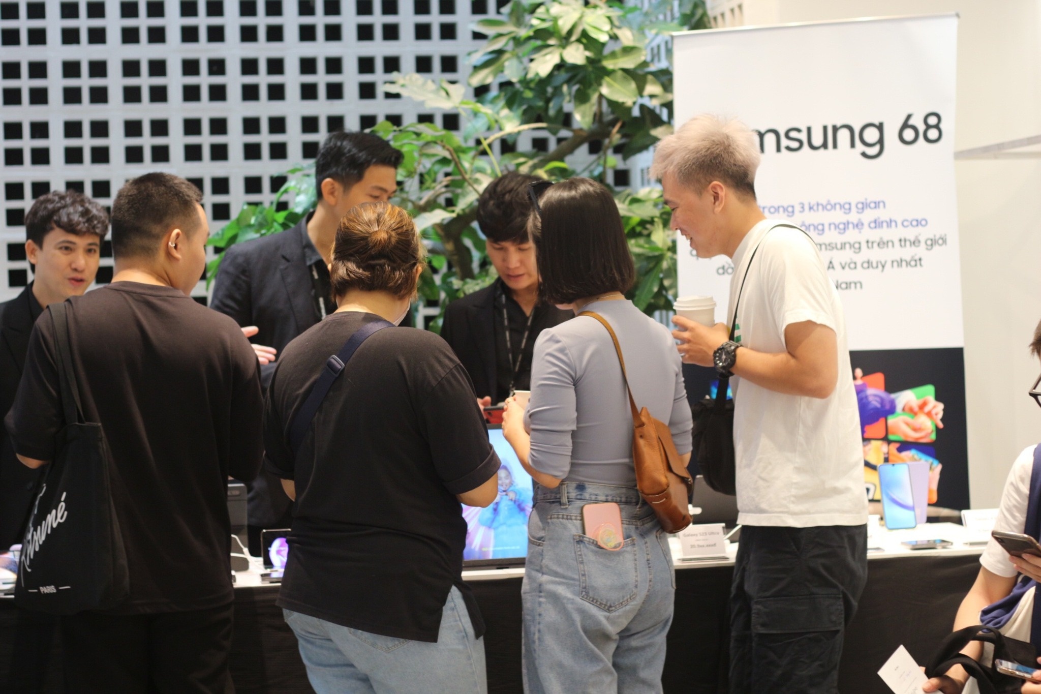 Routine,  Helly Tong anh 7