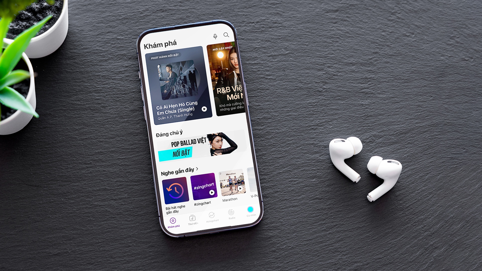 Zing MP3 cap nhat giao dien toi gian, chuyen nhac muot ma hinh anh