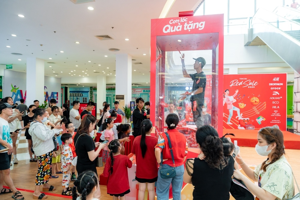 Vincom Red Sale anh 10