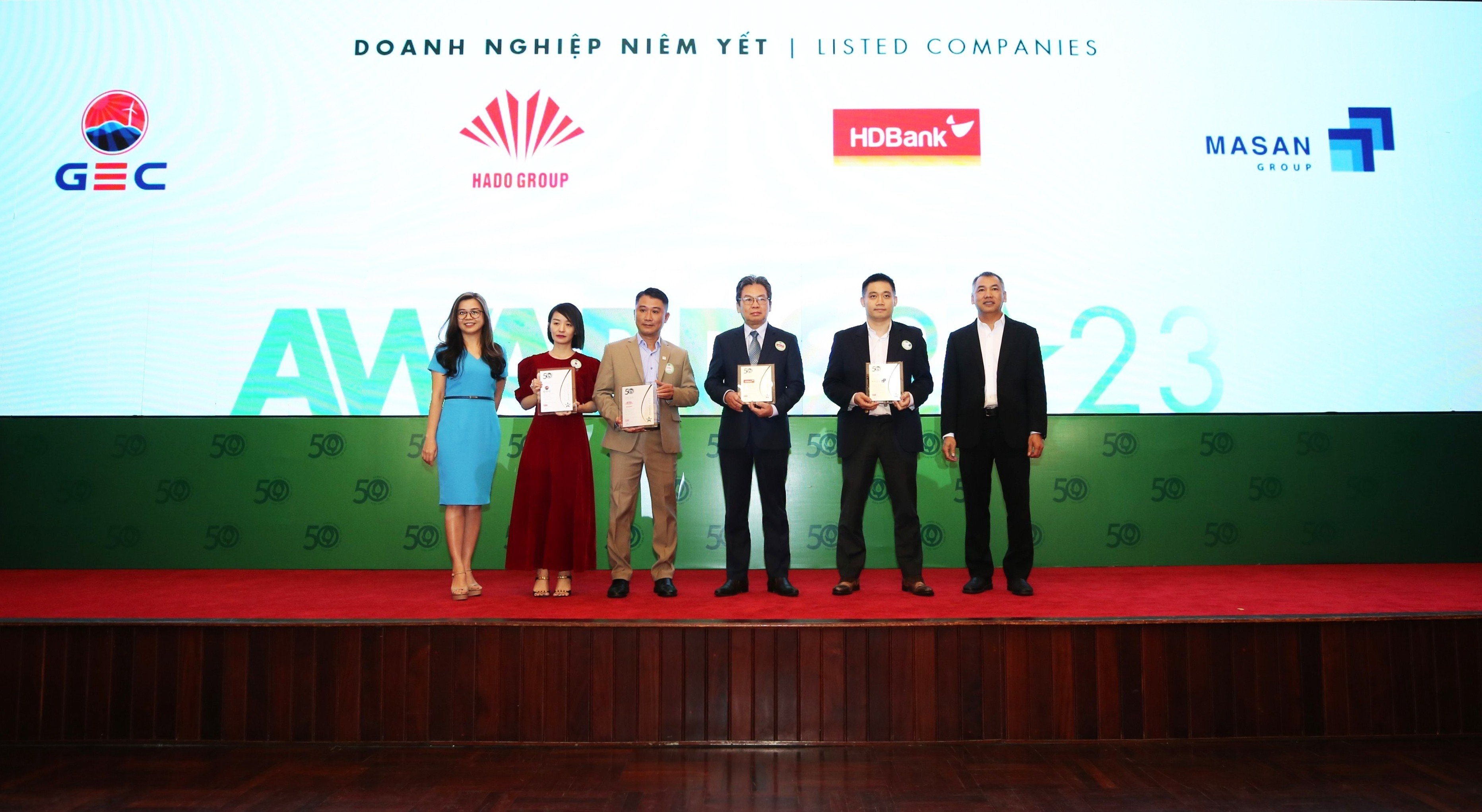 Hang tieu dung Masan anh 1