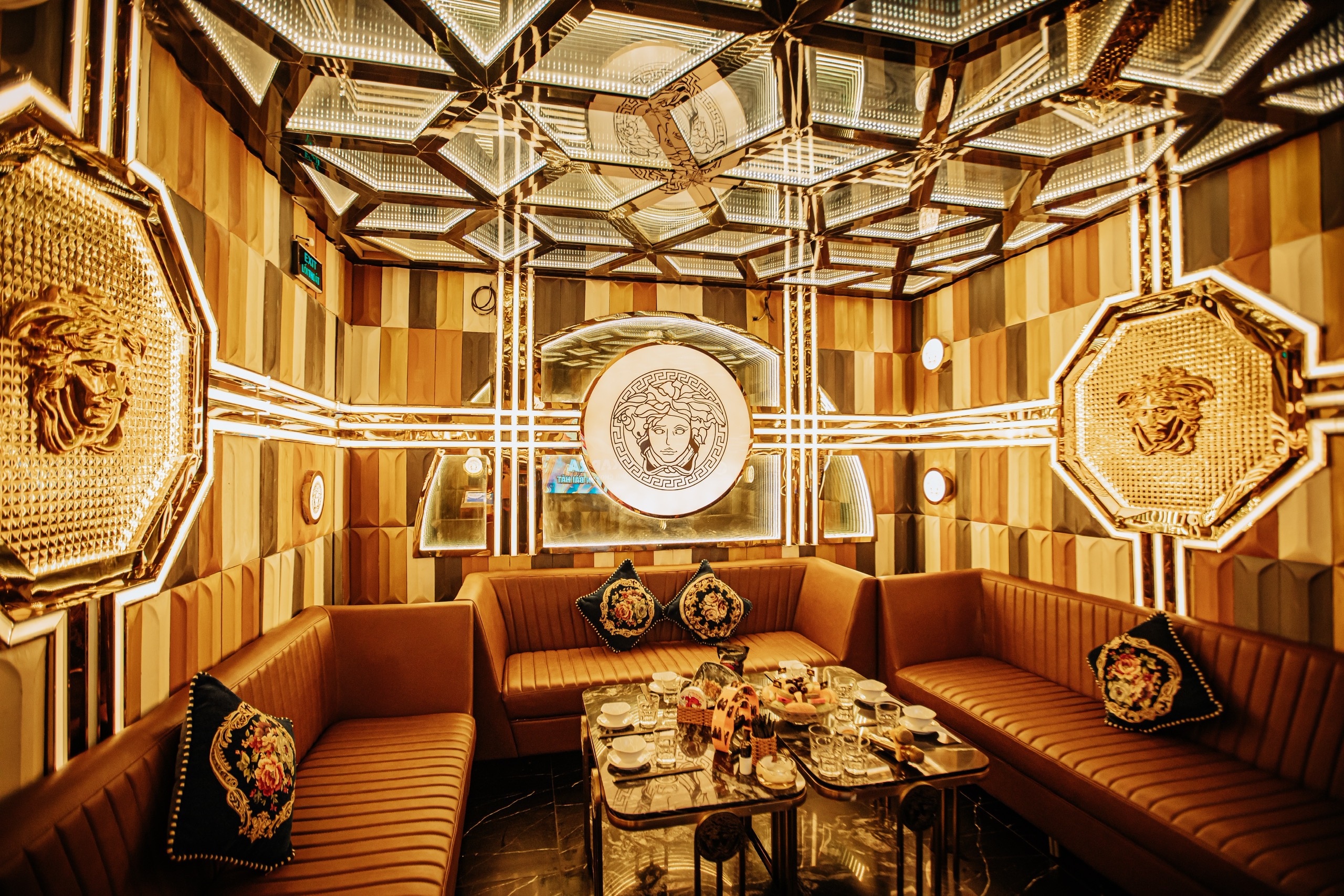 Kingdom Karaoke anh 4