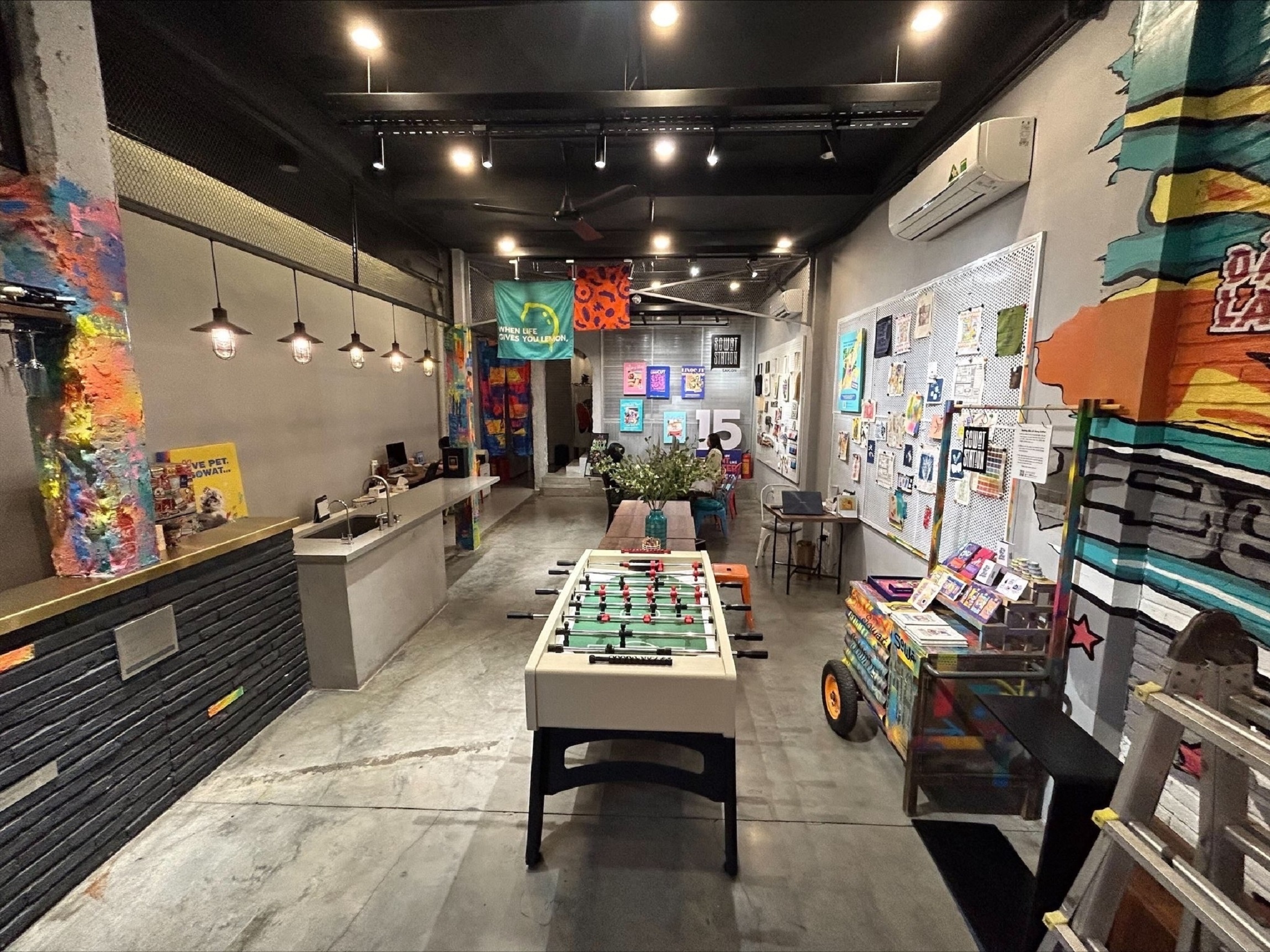 Creativehunts,  creative agency anh 1