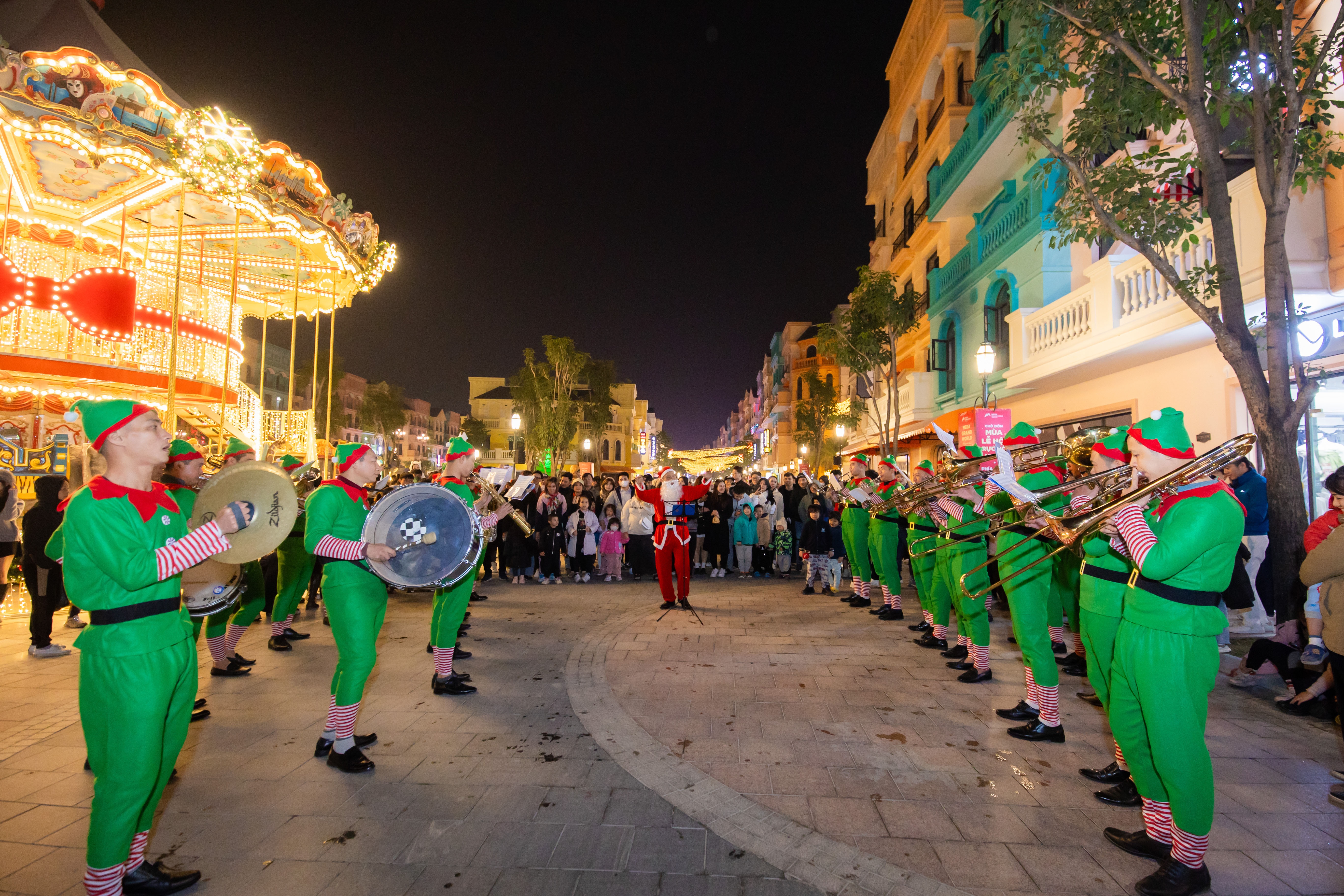 Grand World Ha Noi anh 5