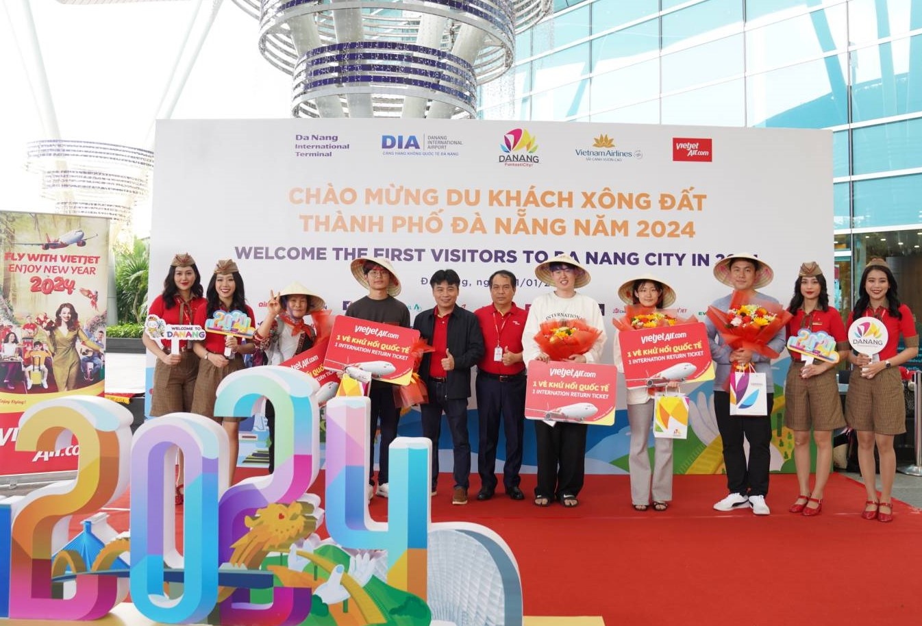 Vietjet,  khach quoc te anh 4