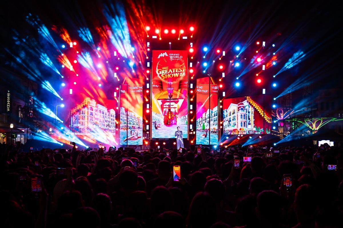 Grand World Ha Noi,  phao hoa anh 6