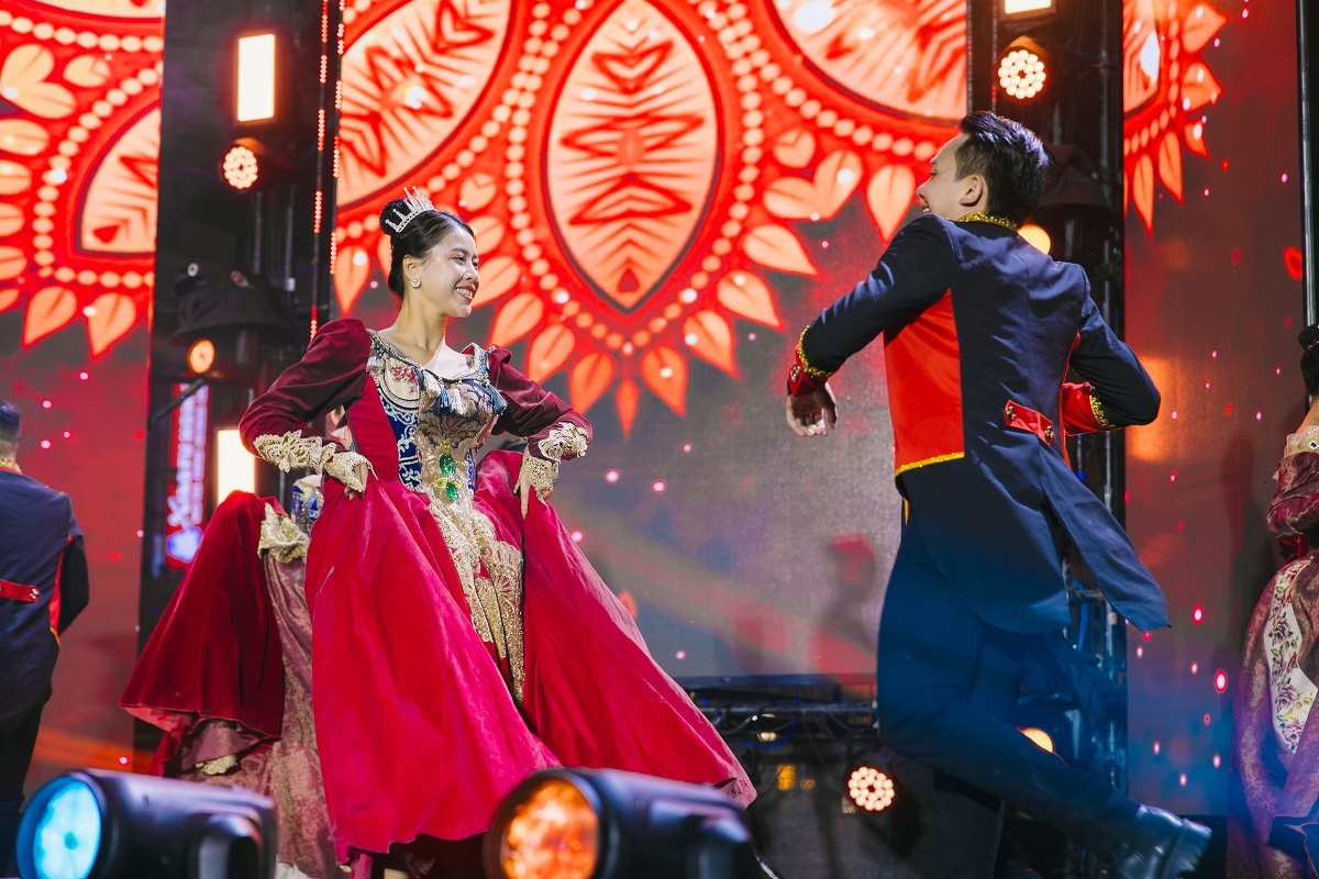 Grand World Ha Noi,  phao hoa anh 7