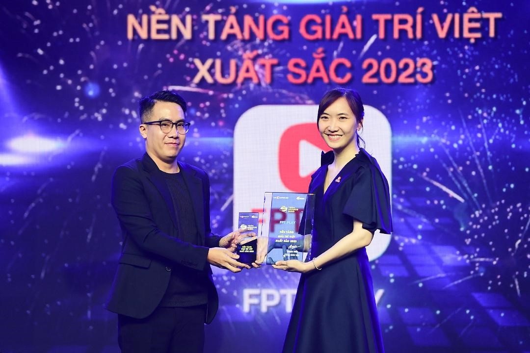 FPT Play gianh giai 'Nen tang giai tri Viet xuat sac' hinh anh