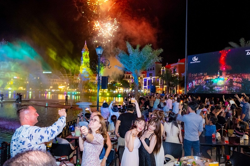 Phu Quoc United Center anh 8