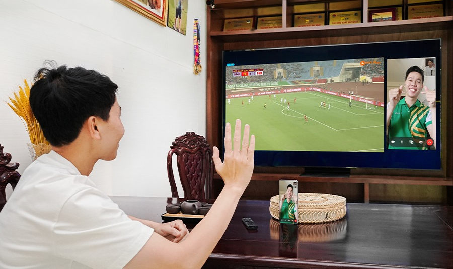 Samsung QLED 98 inch anh 3