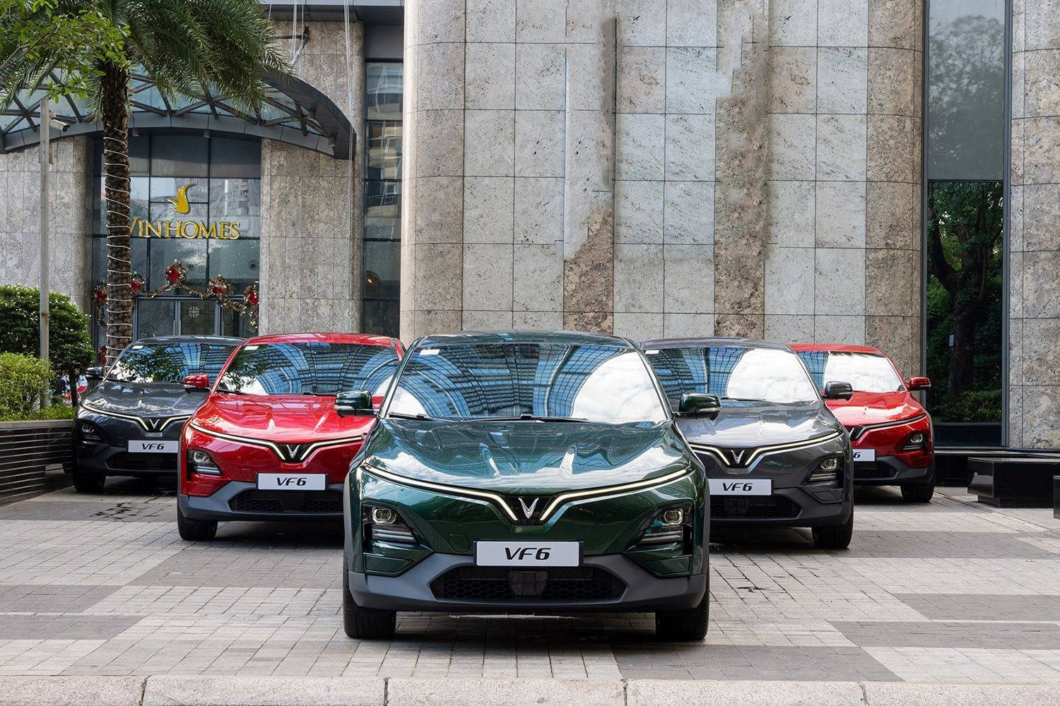 VF 6 chien thang thuyet phuc tai Car Awards 2023 hinh anh