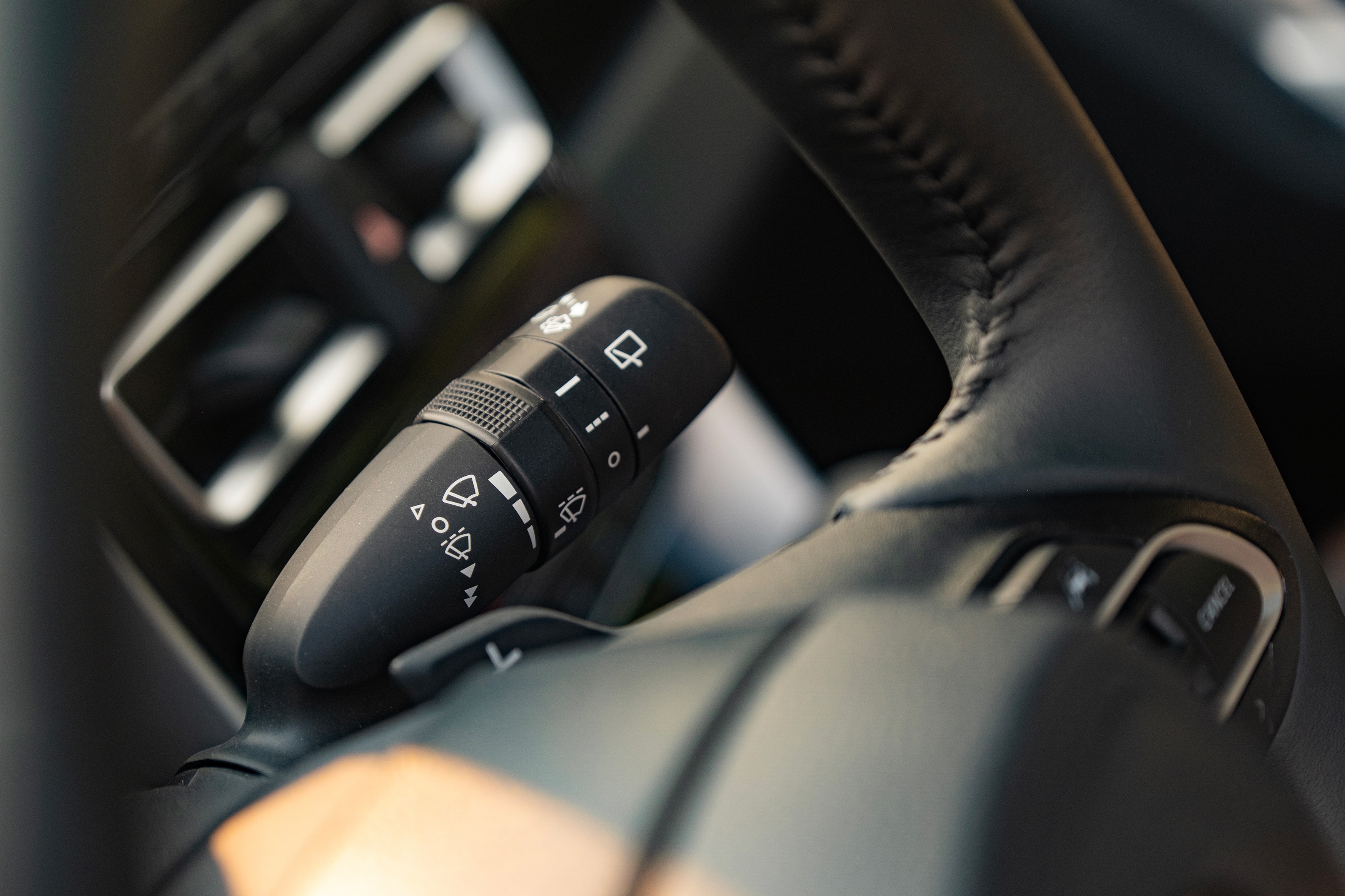 Toyota Innova Cross anh 4