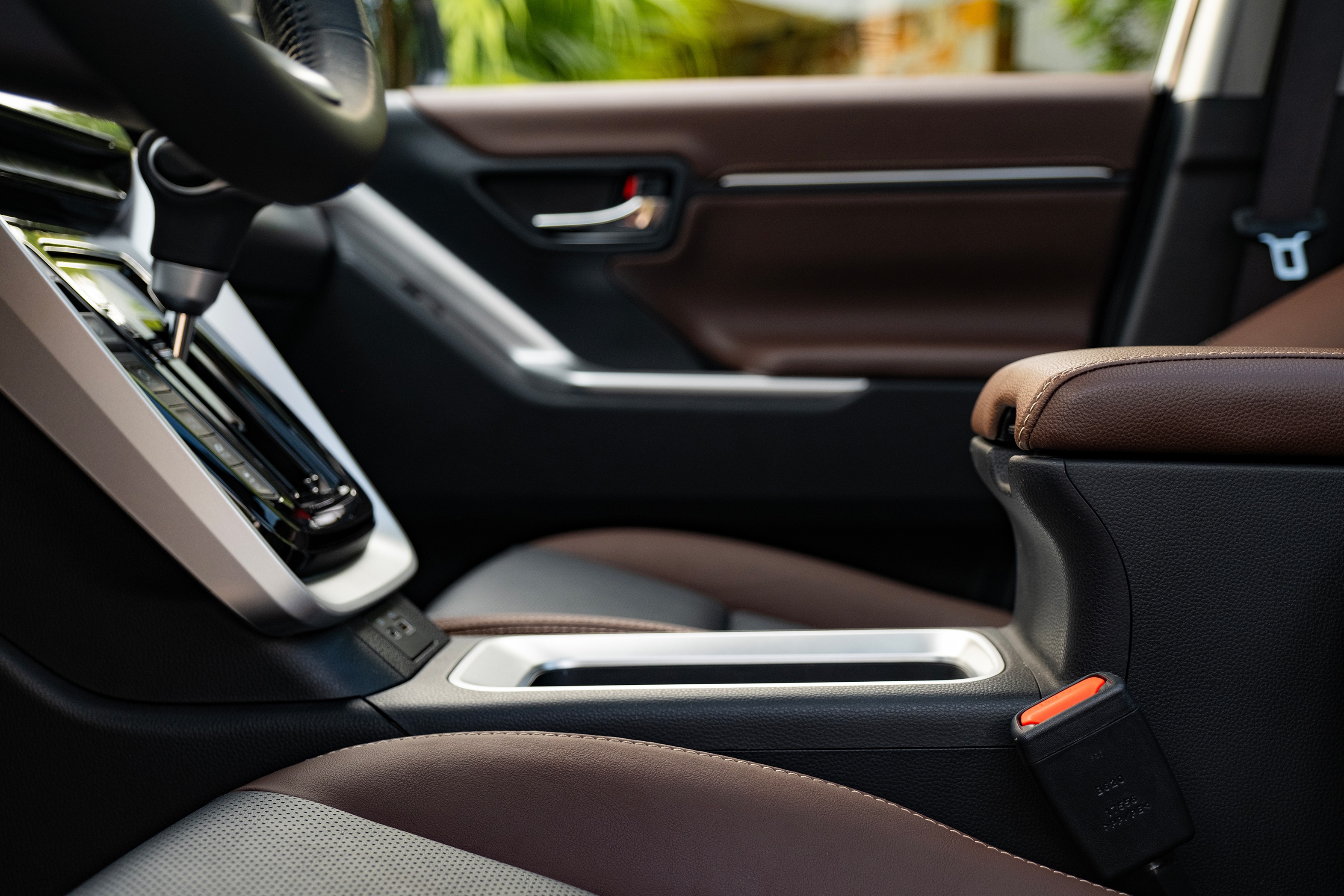 Toyota Innova Cross anh 6