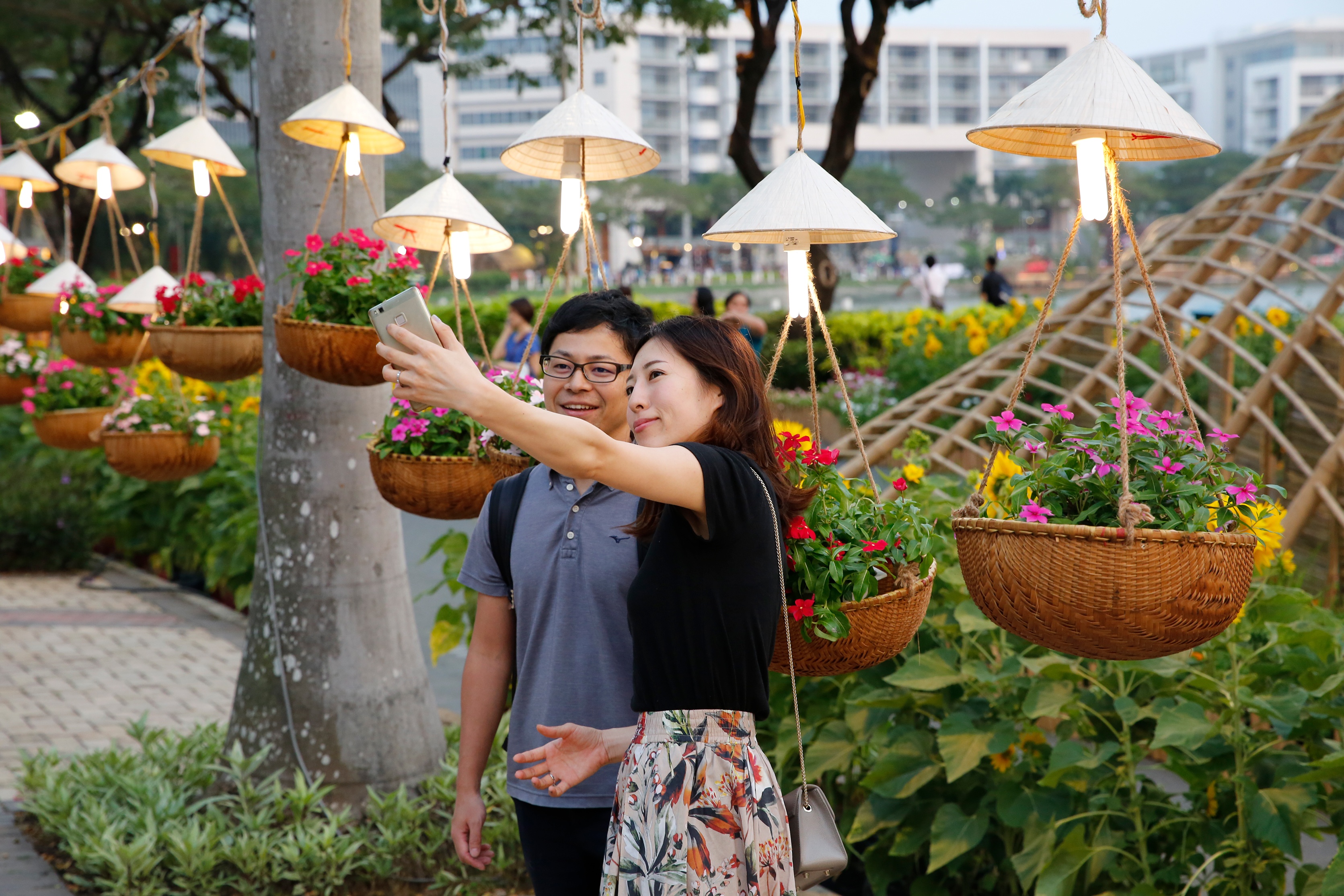 Phu My Hung to chuc cuoc thi anh ‘Khoanh khac Hoi hoa xuan’ hinh anh