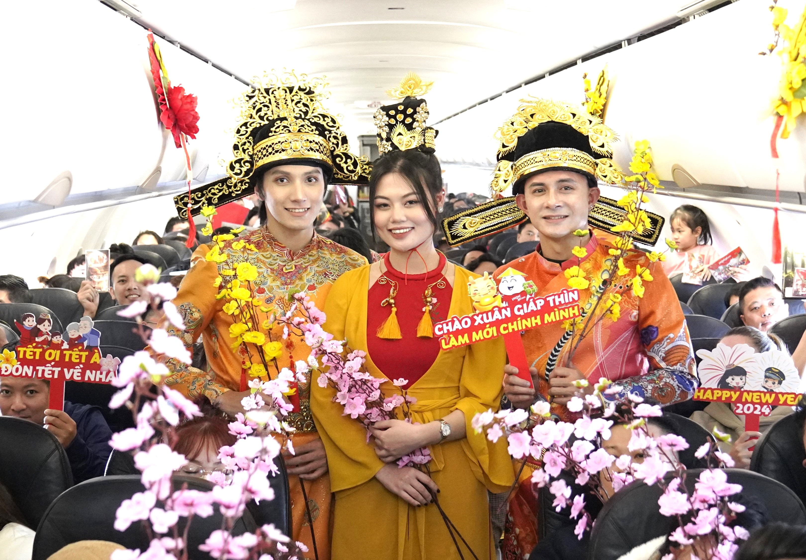 Don ‘ong Cong ong Tao’ cung Vietjet hinh anh