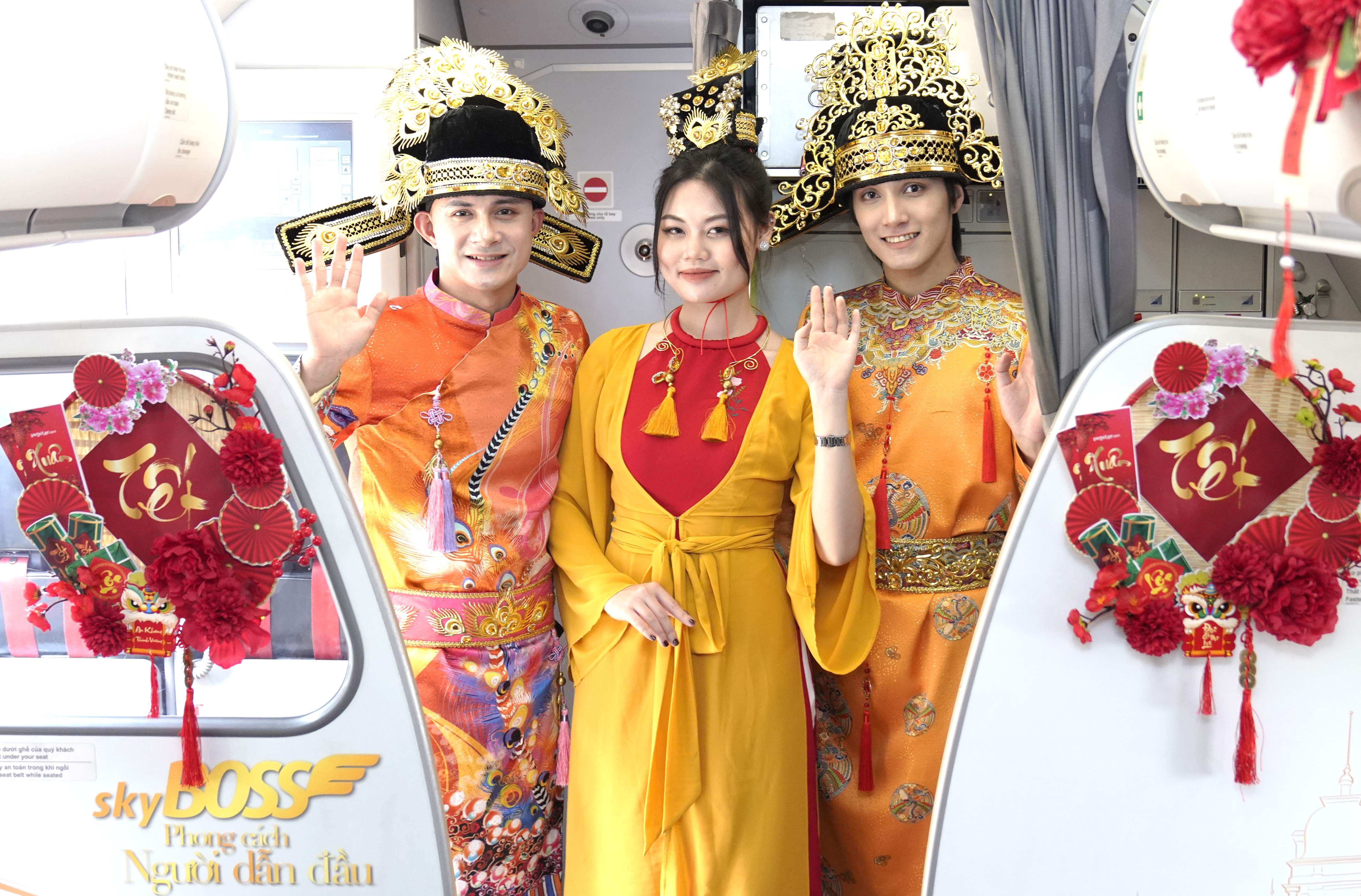 Vietjet,  Tet 2024 anh 1