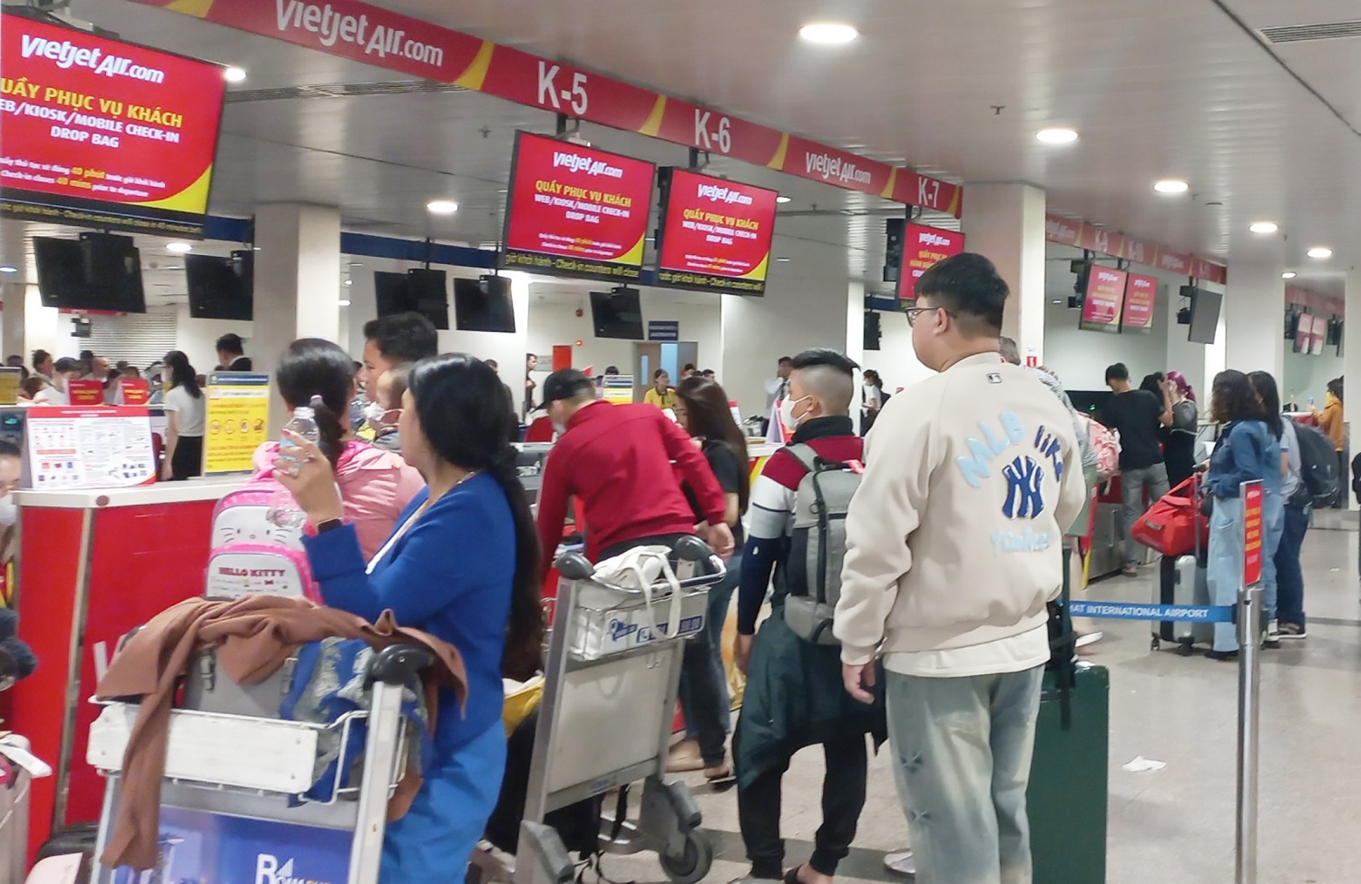 Cac hang hang khong chap nhan bay rong de phuc vu nhu cau Tet hinh anh