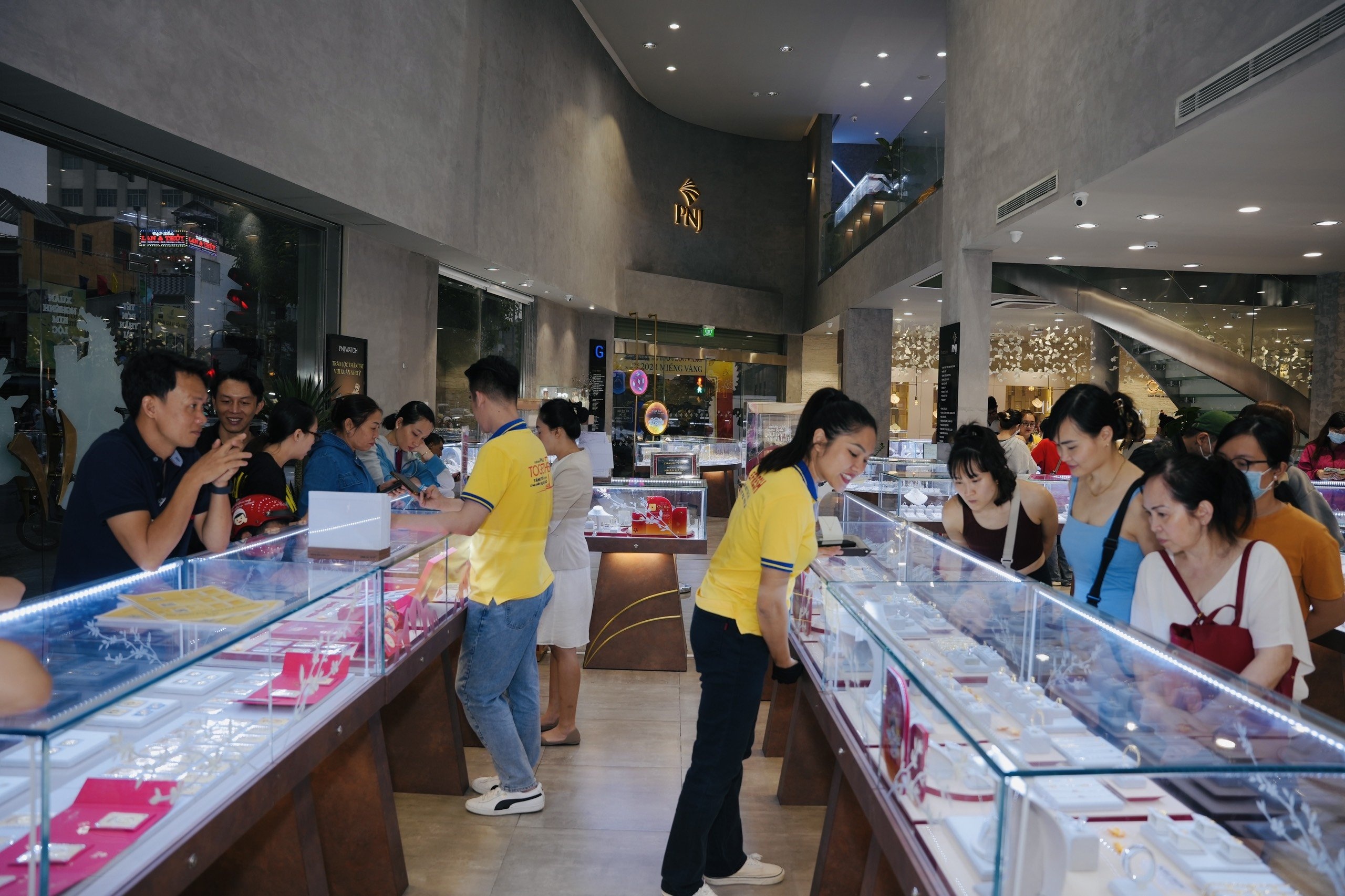 Mua vang via Than Tai anh 2