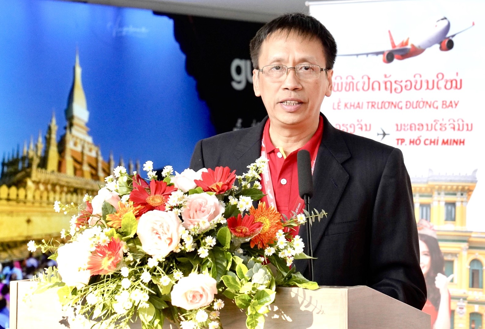 Vietjet,  duong bay Vieng Chan anh 4