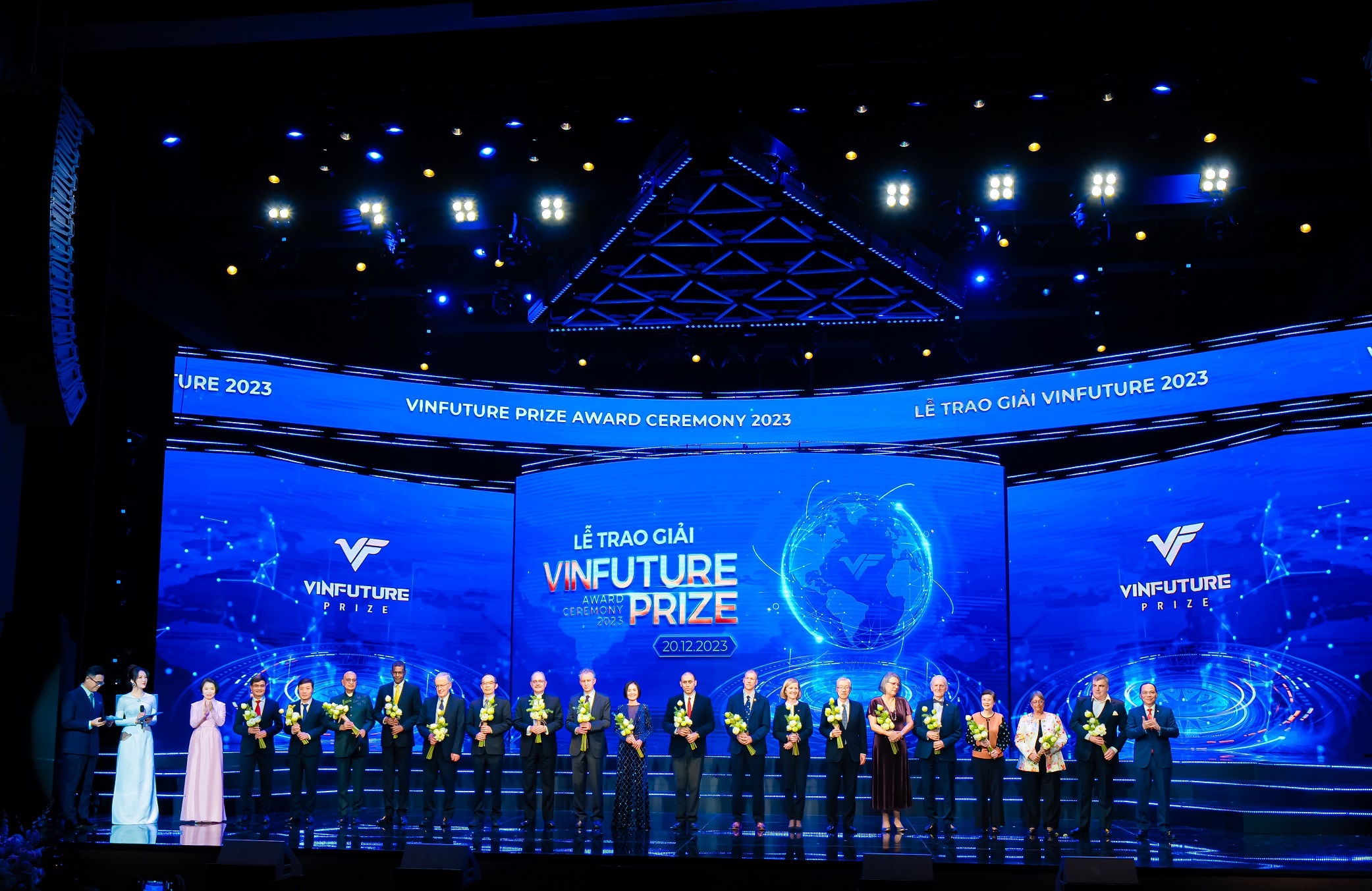 VinFuture,  hoi dong giai thuong anh 4